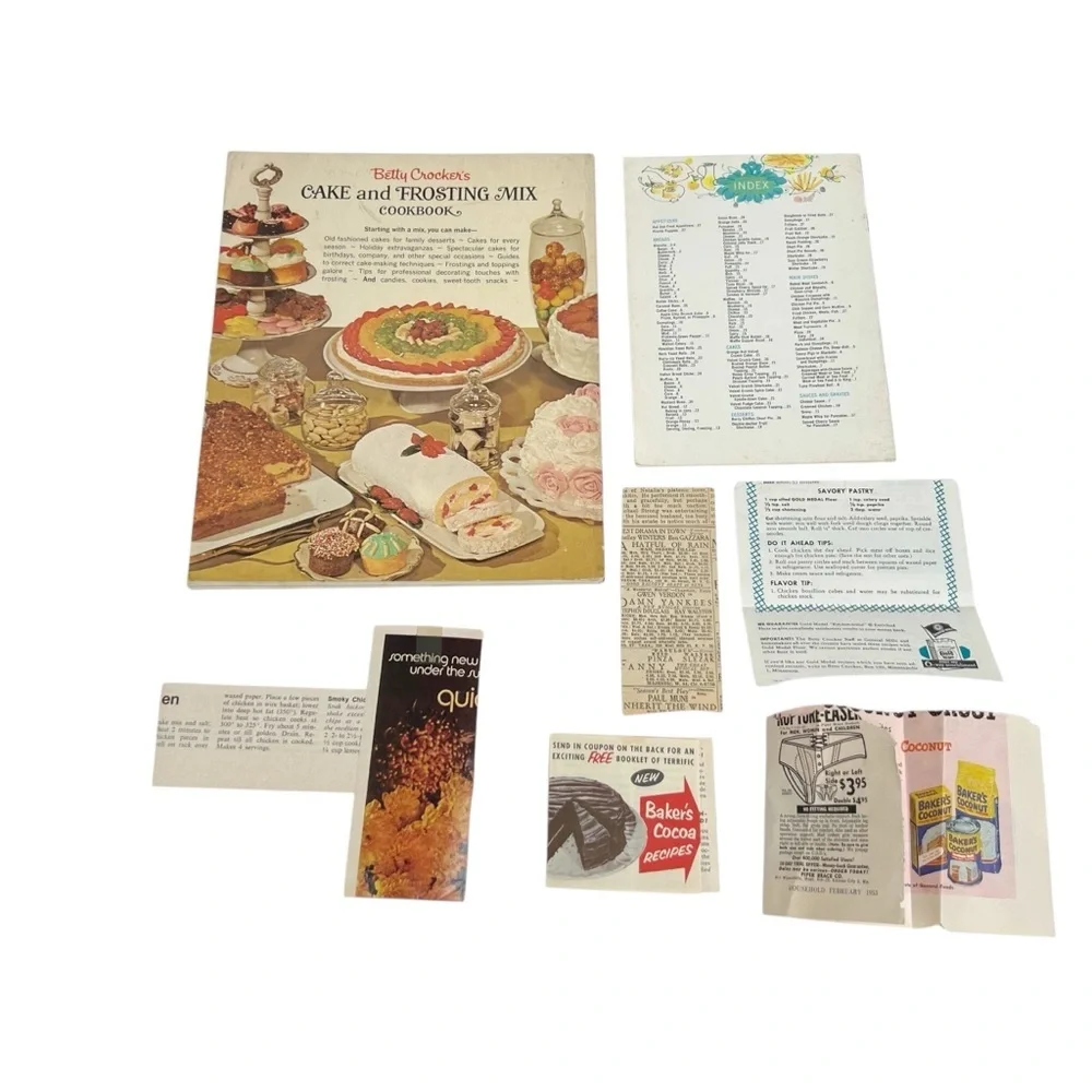 Lot Of 2 Betty Crocker Cook Book Pamphlets Bonus Recipes Cake Frosting Bisquick